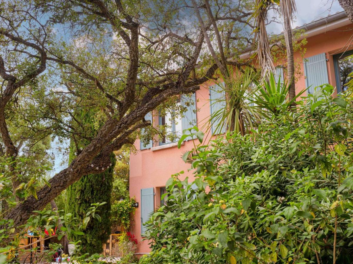 Lou Riou Village Vacances Saint Tropez Bagian luar foto